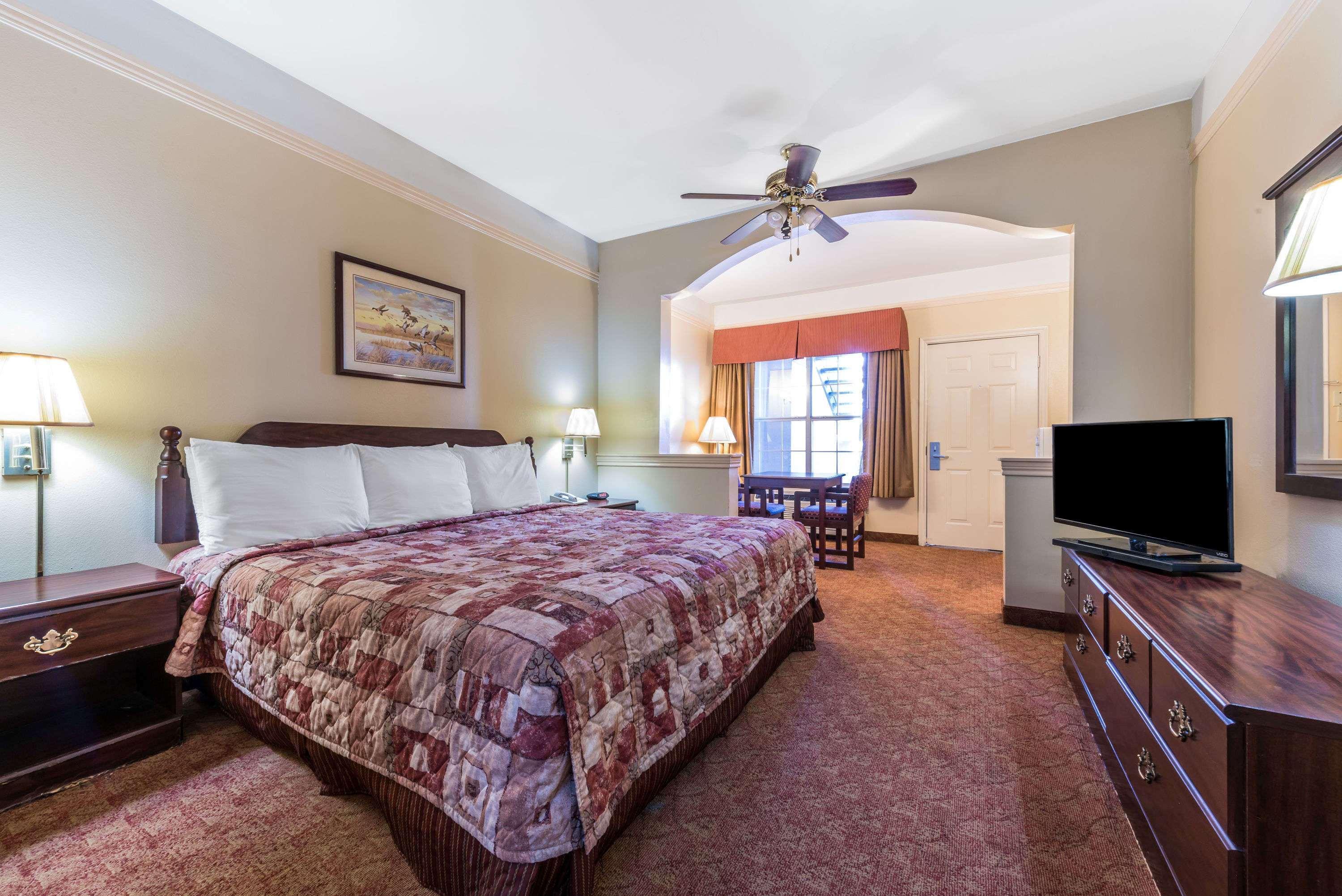 Super 8 By Wyndham Greenville Buitenkant foto