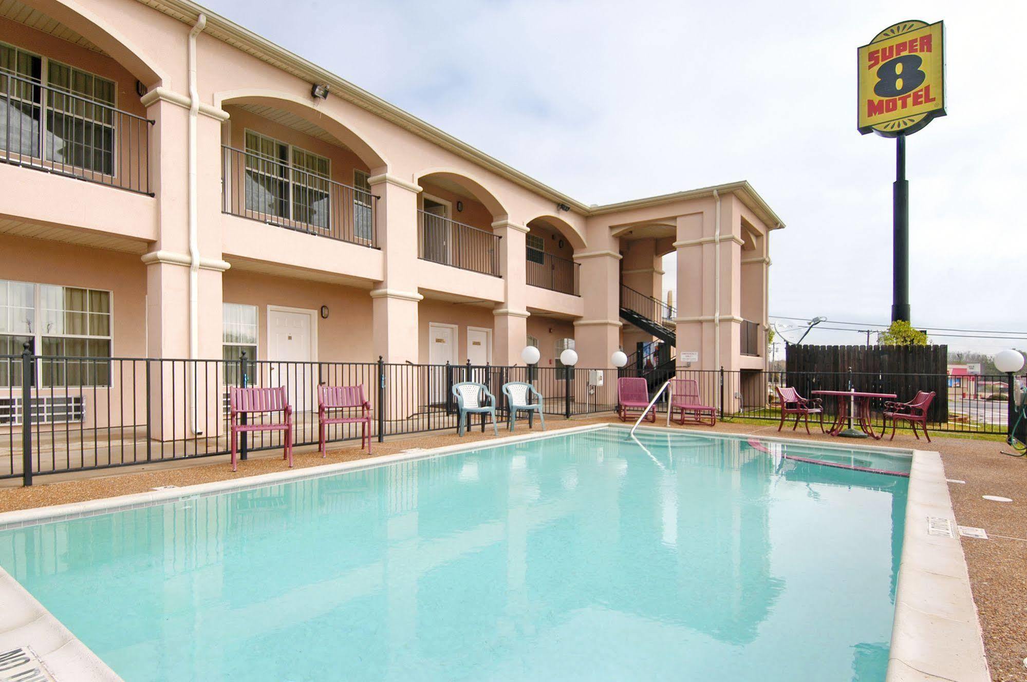 Super 8 By Wyndham Greenville Buitenkant foto